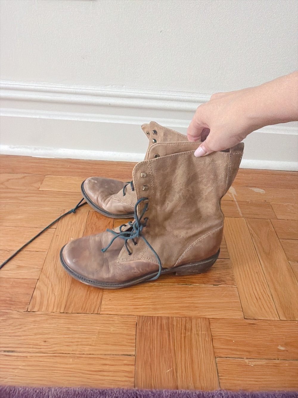 Women's Tan Lace-Up Distresaed Boots - Classic Casual Style